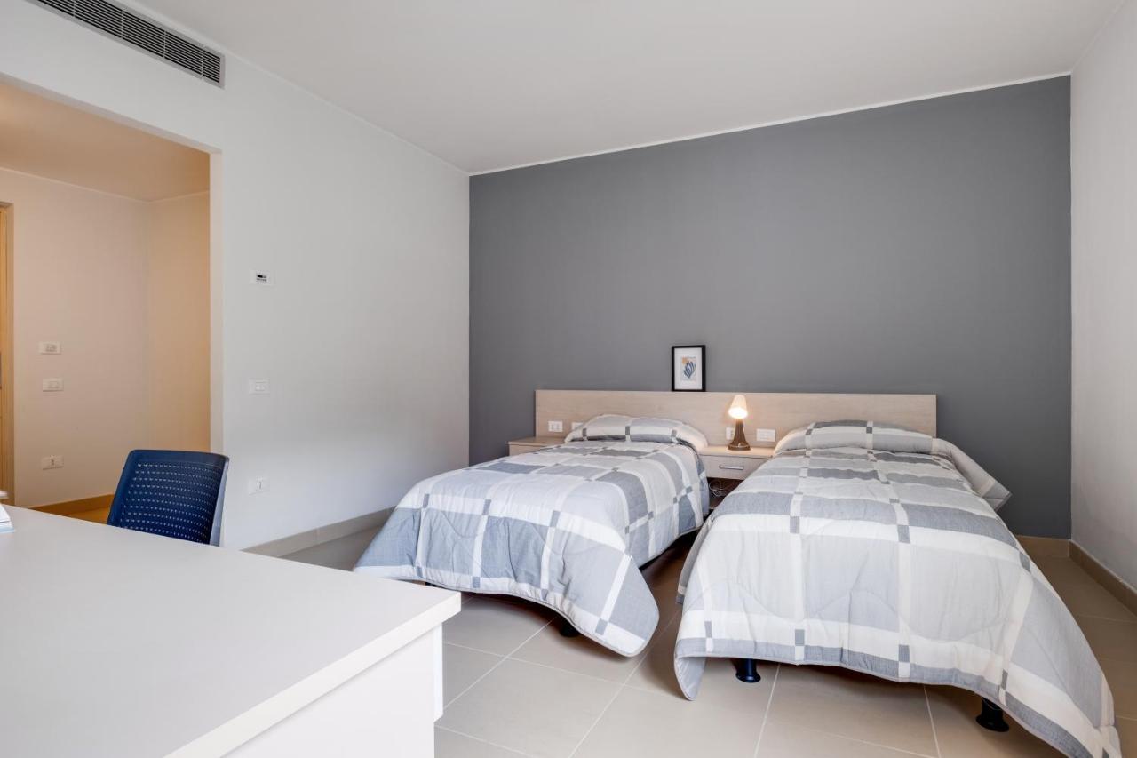 Camplus Mazzini Aparthotel Bologna Bagian luar foto