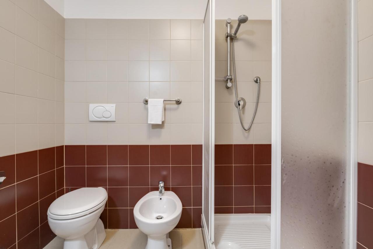 Camplus Mazzini Aparthotel Bologna Bagian luar foto